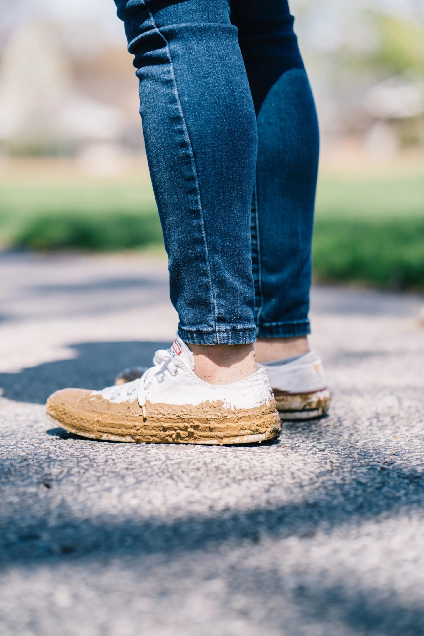 Schuhwerk kann man in der Waschmaschine waschen – vorher sollte jedoch der Dreck entfernt werden.